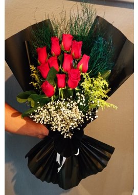 11 ADET KIRMIZI GÜL 11 PİECES RED ROSES